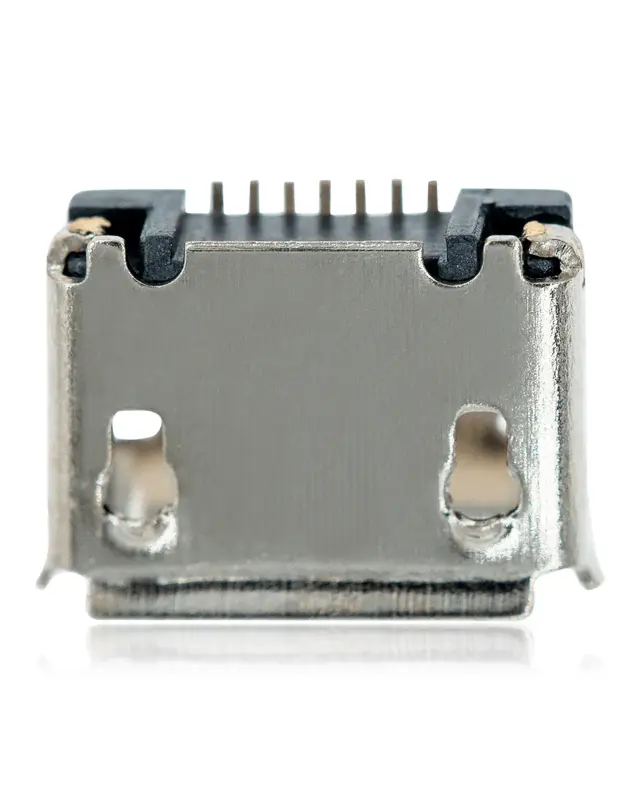 Connecteur de charge à souder — format Micro B, 7 broches, 2 points de fixation (C019)